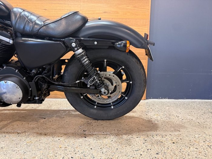 2017 Harley-davidson XL883 IRON 883 Black