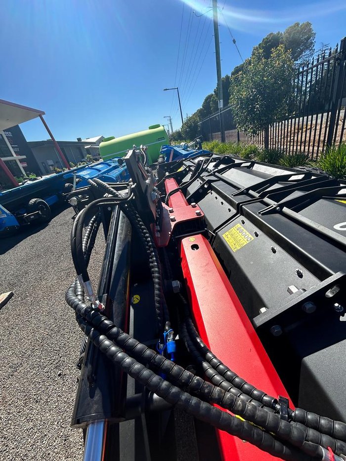 2025 Serafin Sc600 Folding