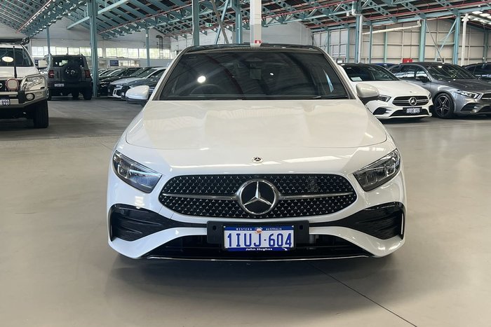 2025 Mercedes-Benz A-Class A200