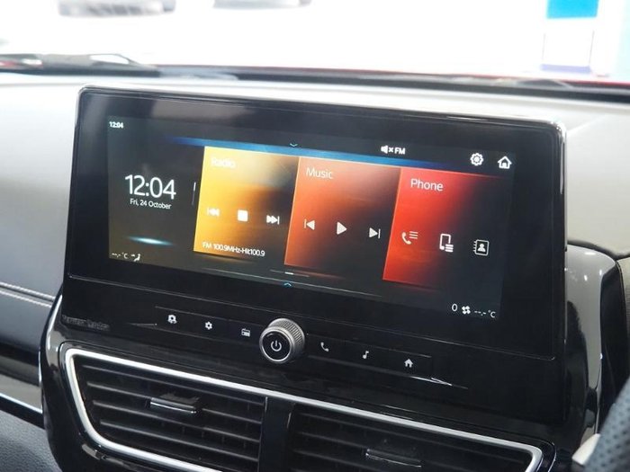 2025 Mahindra XUV3XO AX7L