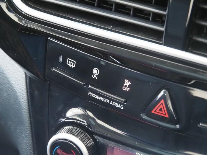 2025 Mahindra XUV3XO AX7L