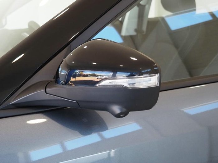 2025 Mahindra XUV3XO AX7L