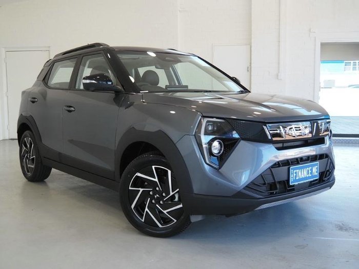 2025 Mahindra XUV3XO AX7L