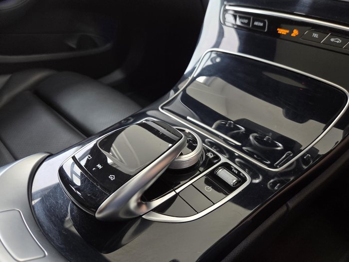 2020 Mercedes-Benz C-Class C200