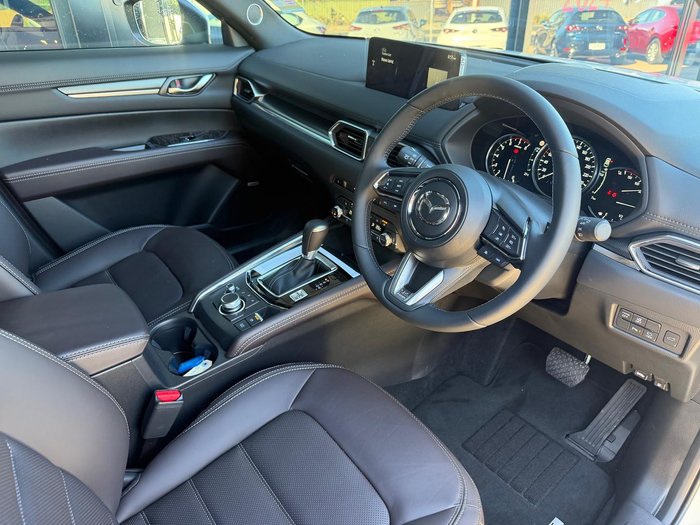 2025 Mazda CX-5 G25 Akera