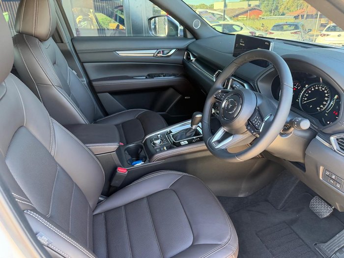 2025 Mazda CX-5 G25 Akera