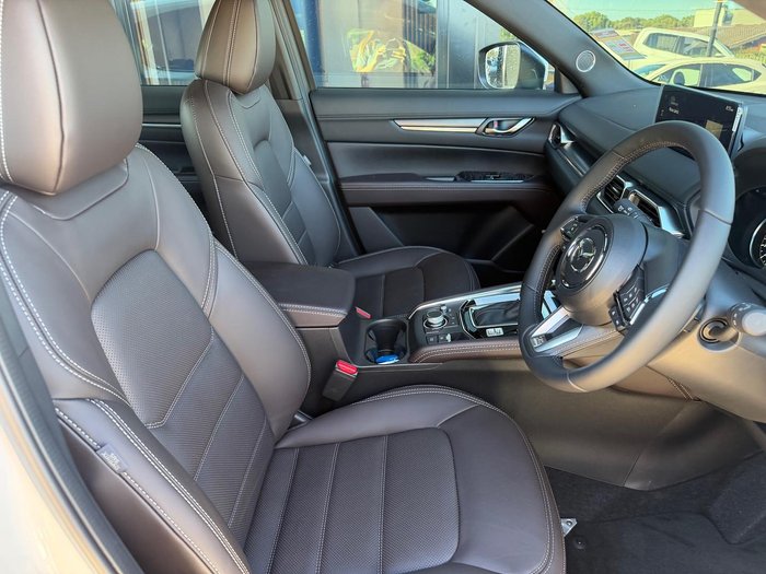 2025 Mazda CX-5 G25 Akera