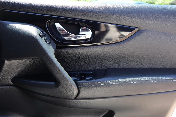 2016 Nissan QASHQAI Ti