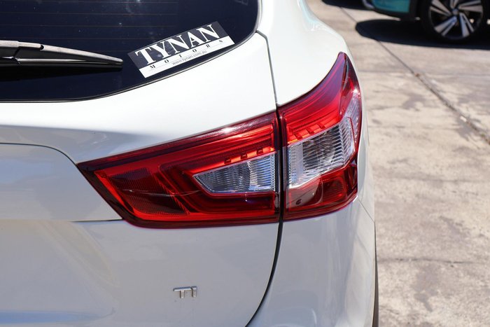 2016 Nissan QASHQAI Ti