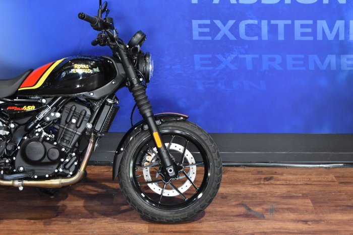 2024 Royal Enfield GUERILLA 450 Black