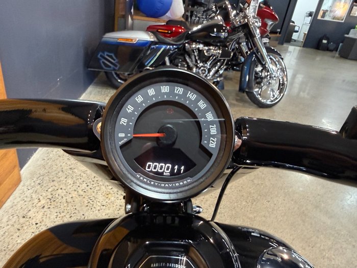 2025 Harley-davidson FXBR BREAKOUT (117) BLACK