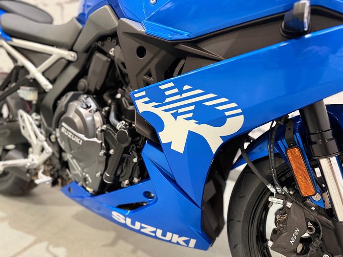 2025 Suzuki GSX-8R GSX-R Blue
