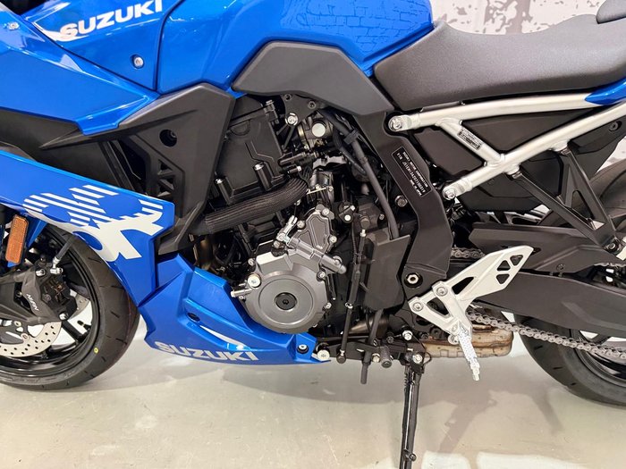2025 Suzuki GSX-8R GSX-R Blue