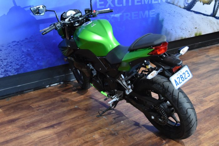 2015 Kawasaki Z300 ABS Green