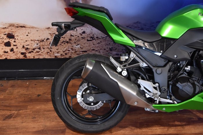 2015 Kawasaki Z300 ABS Green
