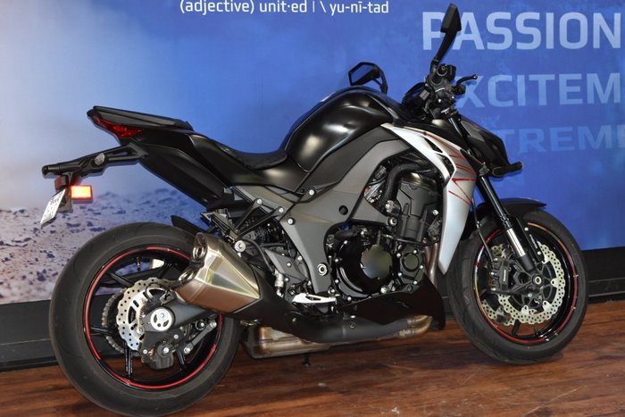 2021 Kawasaki Z1000 Black