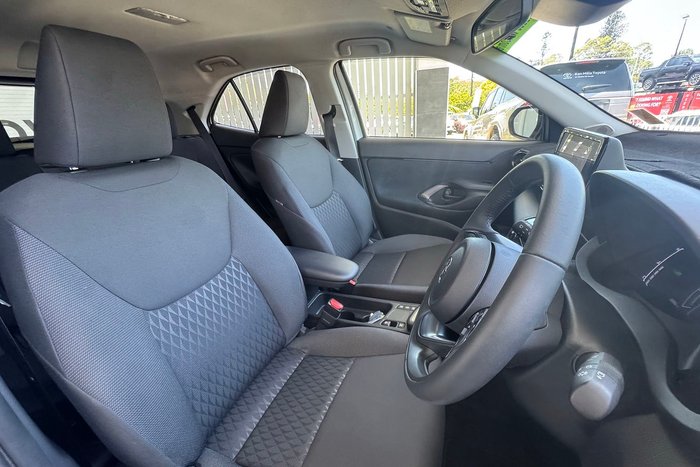 2025 Toyota Yaris Cross GXL