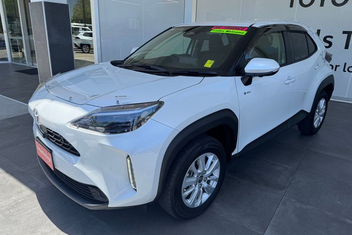 2025 Toyota Yaris Cross GXL