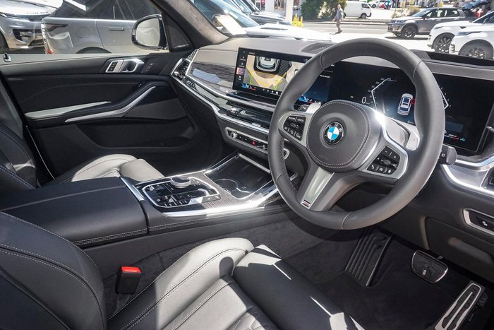 2025 BMW X7 xDrive40d M Sport