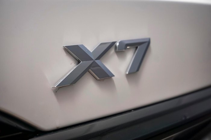 2025 BMW X7 xDrive40d M Sport