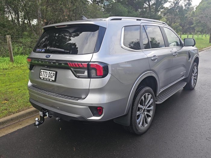 2025 Ford Everest Platinum
