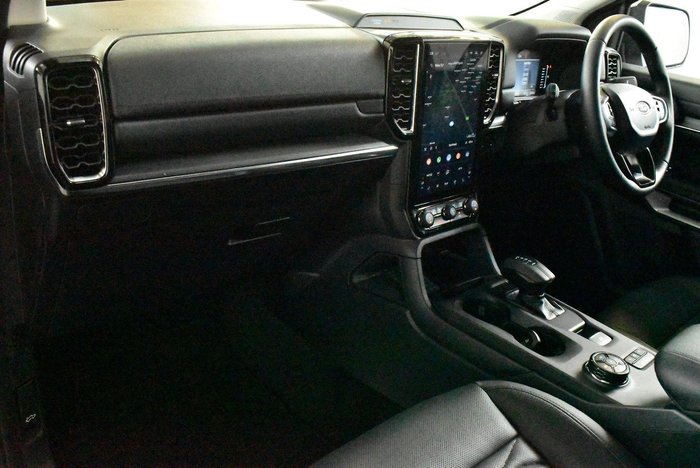 2025 Ford Everest Trend