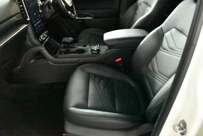 2025 Ford Everest Trend