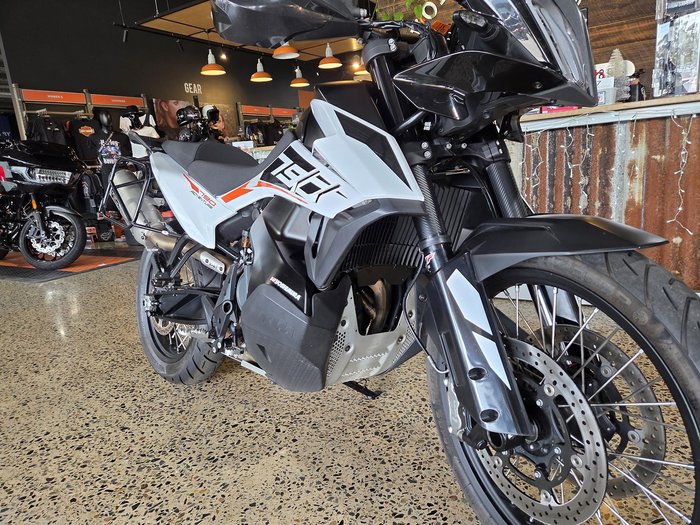 2019 KTM 790 Adventure