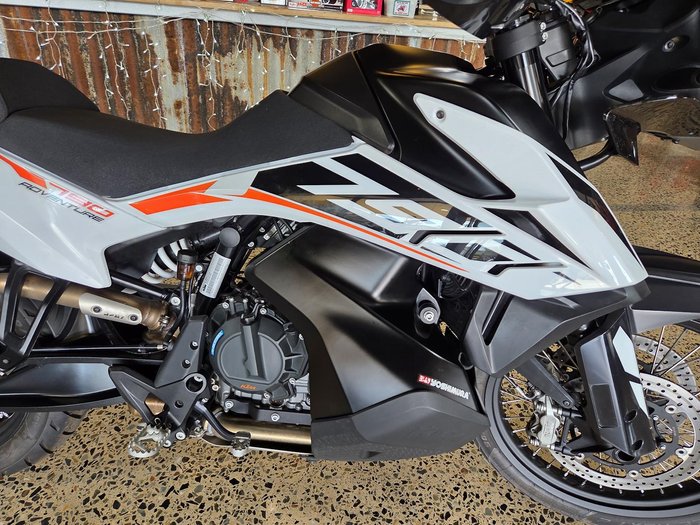 2019 KTM 790 Adventure