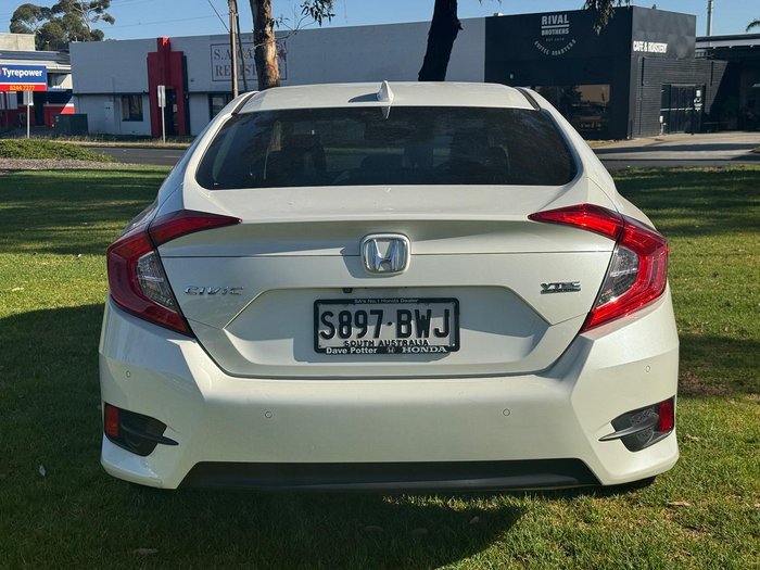 2018 Honda Civic VTi-LX