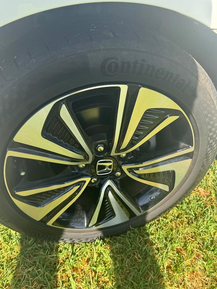 2018 Honda Civic VTi-LX 10th Gen MY18 White Orchid