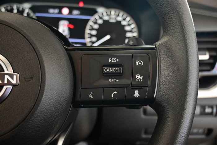 2024 Nissan X-TRAIL ST