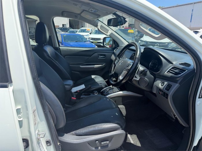 2017 MITSUBISHI TRITON EXCEED (4x4)