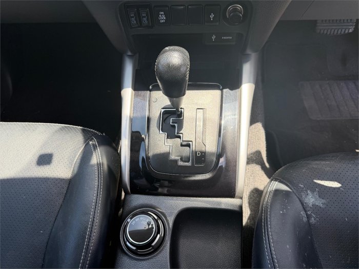 2017 MITSUBISHI TRITON EXCEED (4x4)