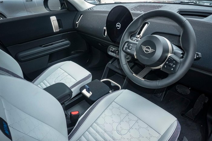 2024 MINI Countryman E Classic