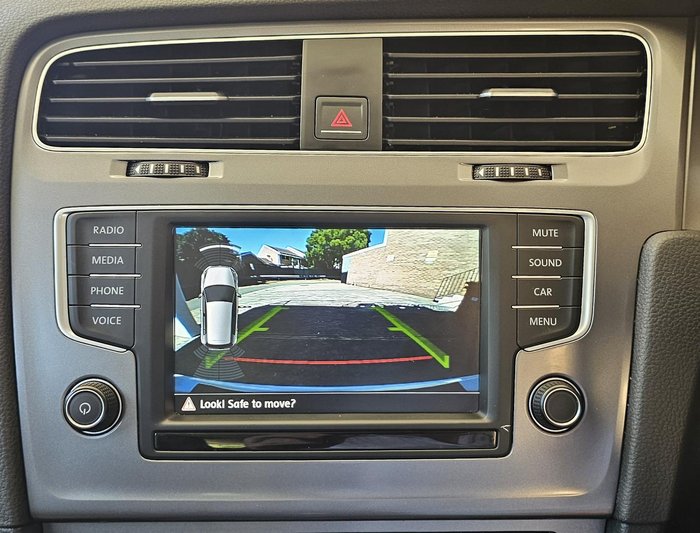 2016 Volkswagen Golf 92TSI Trendline 7 MY17 Pure White