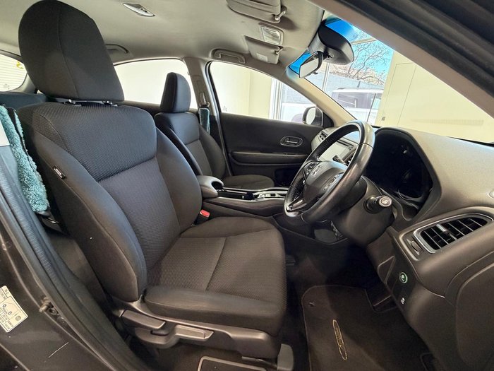 2016 Honda HR-V VTi-S