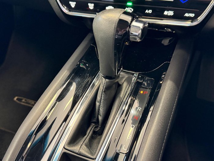 2016 Honda HR-V VTi-S