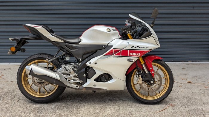 2023 Yamaha YZF-R15M White