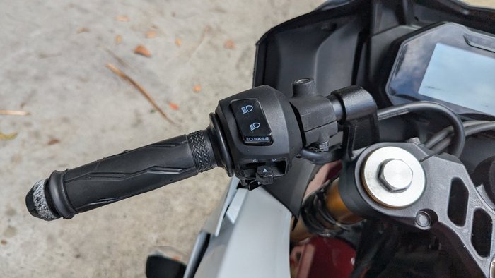 2023 Yamaha YZF-R15M White