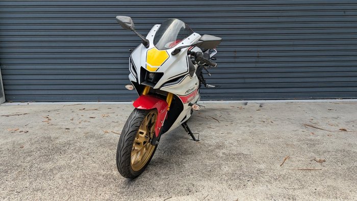 2023 Yamaha YZF-R15M White