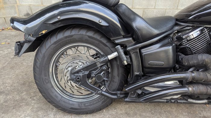 2005 Yamaha XVS1100 V-STAR CUSTOM Black