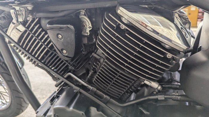 2005 Yamaha XVS1100 V-STAR CUSTOM Black