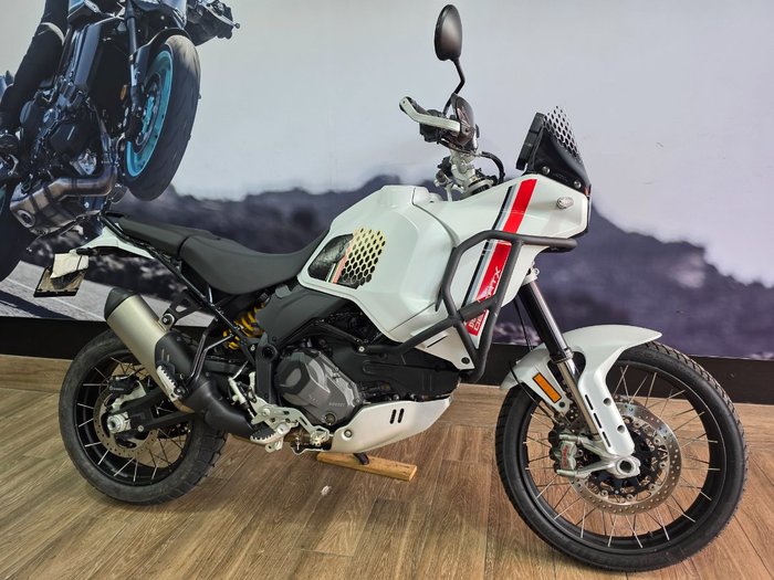 2023 DUCATI DESERTX