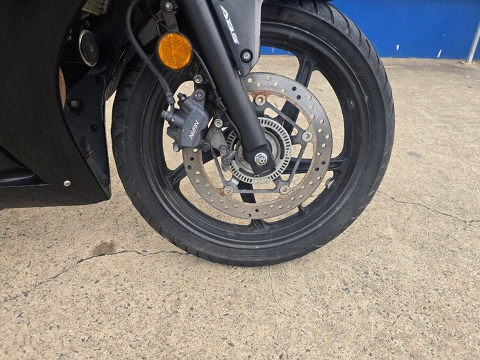 2016 Honda CBR300R Black