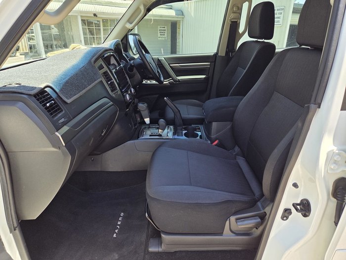 2019 Mitsubishi Pajero