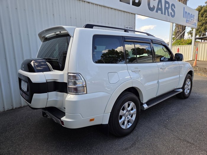 2019 Mitsubishi Pajero