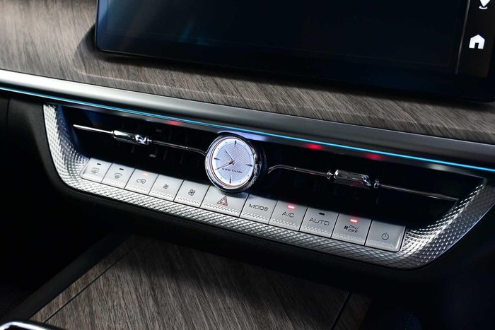 2024 GWM Tank 500 Ultra Hybrid