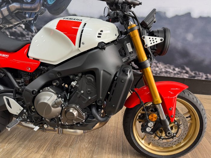 2025 Yamaha XSR900 (MTM890A) WHITE