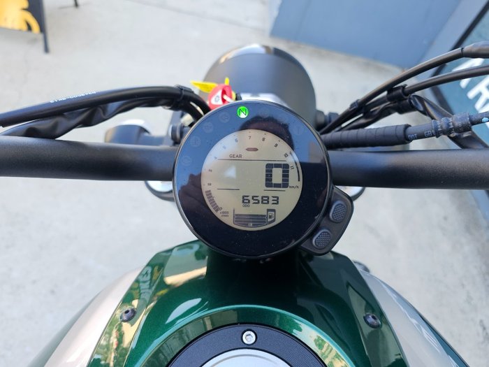 2016 Yamaha XSR700 Green